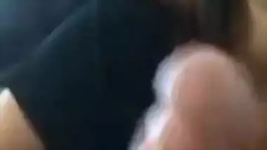 Sri Lankan Muslim Wife Sucking my huge cock...