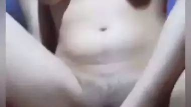 Bangladeshi Chittagong girl masturbating using cucumber