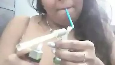 Booby Bhabhi smoking hookah and exposing her topless body