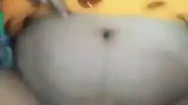 Saree XNXX sex video of yellow saree aunt