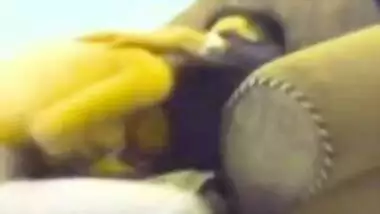 Do Indian sexy couple apme room main sex kar...