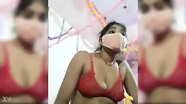 Desi girl ready to give live