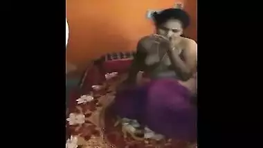 Cheating Mallu wife gets caught on with lover