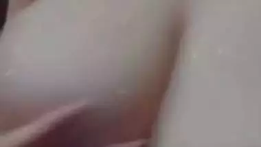 Islamabad model girl showing boobs