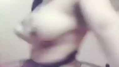 Desi Girl Fingering Insta Id=genuinejannat