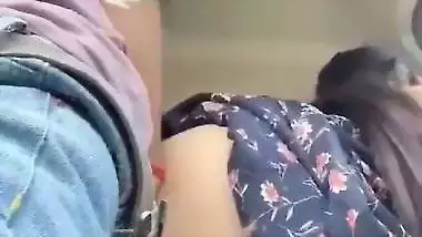 Girl seduces her lover in car and enjoys desi outdoor sex