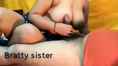 Indian Massage Parlour Handjob With Big Boobs Touching