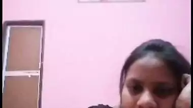 Desi Girlfriend Boobs Show on Video Call