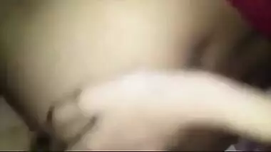 Delhi college girl invites boyfriend when alone and horny!