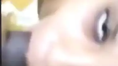 Desi bhabi sucking bf cock