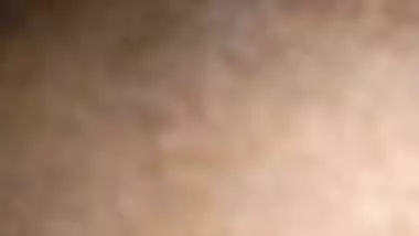 Meri maa ki chut me mere dost ne lundghusa diya