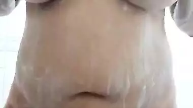 Big Boobs Desi Babe Ashrina On Cam part-6