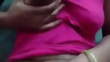 Horny Bhabi Masturbating