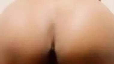 Muslim wife riding till he cum