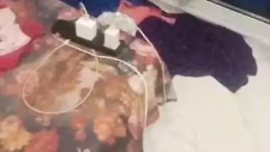 Desi bhabi fucking on bed